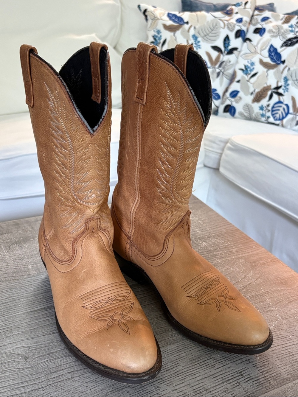 Women’s Laredo Tan Western Embroidered Leather Heeled Boots